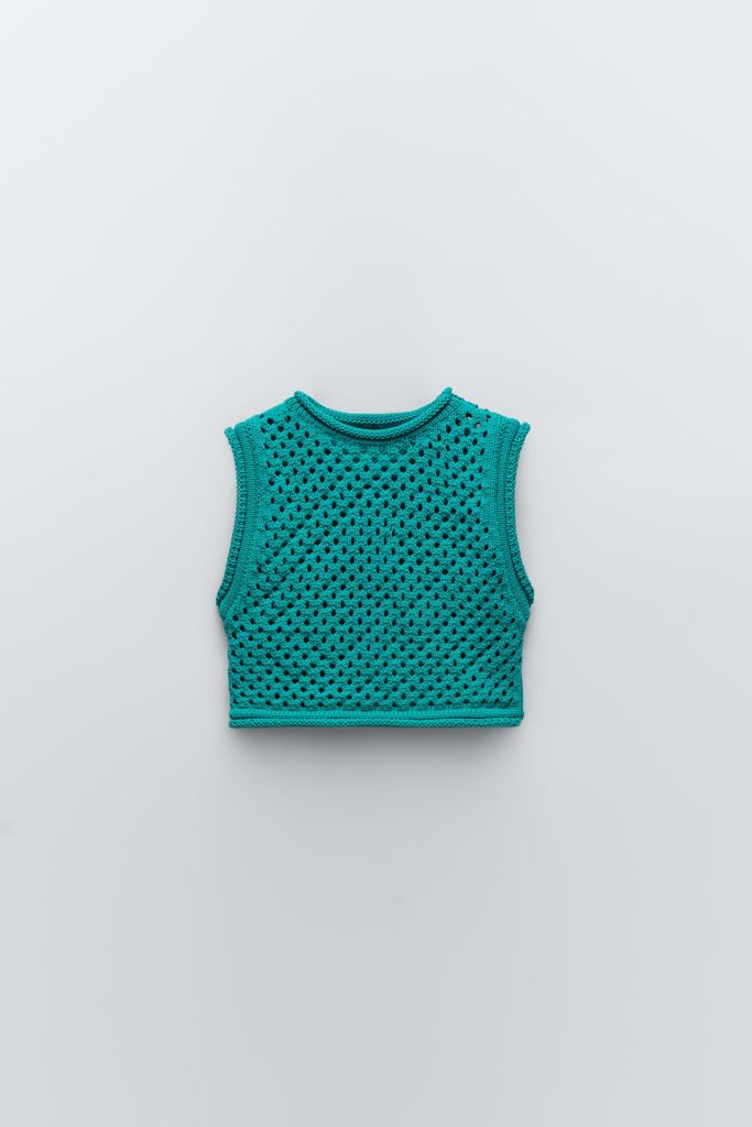 knit cropped vest